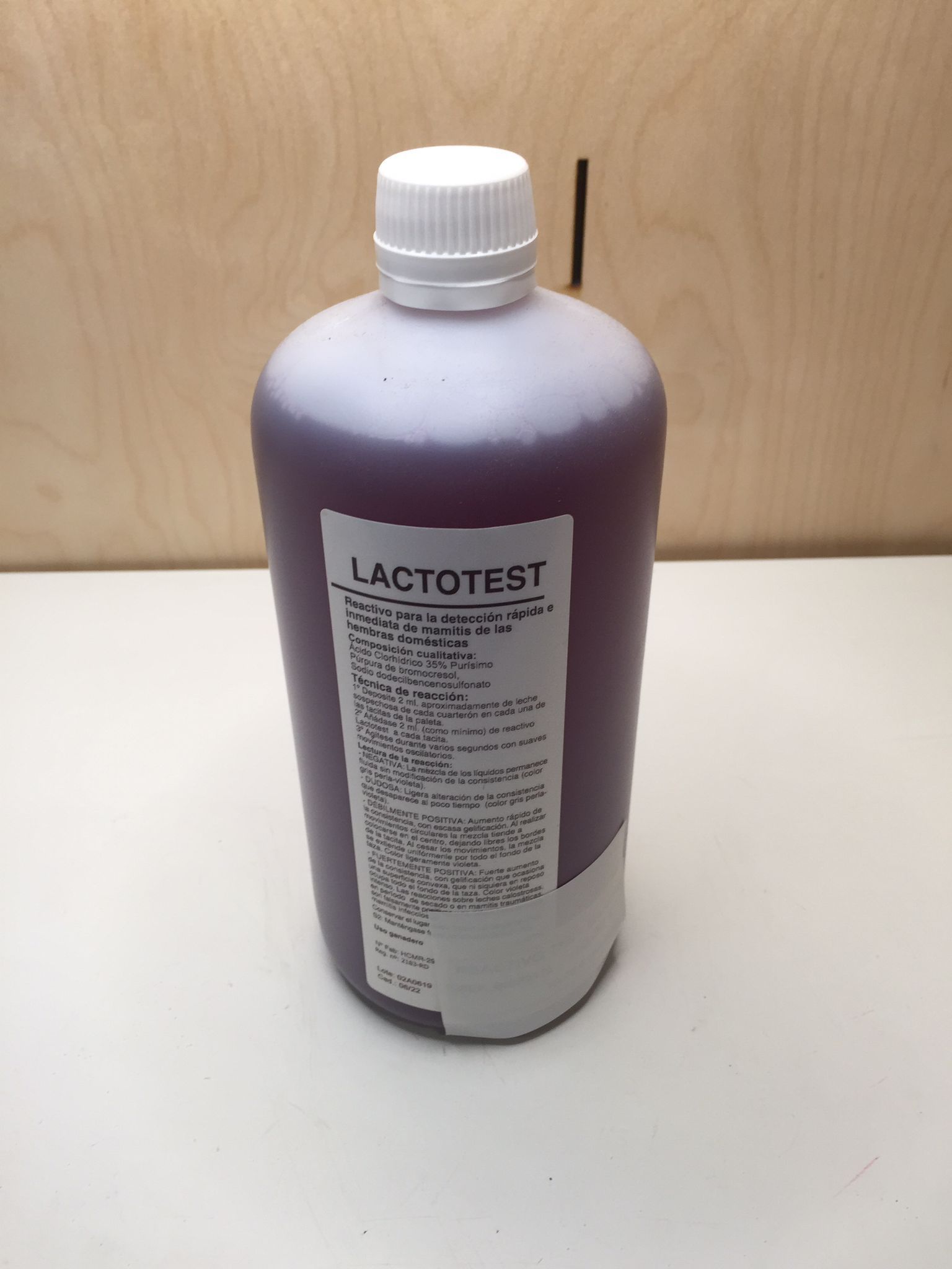 Líquido reactivo de 1 litro para test rápido de mamitis y control de mastitis - IGORMA Canarias