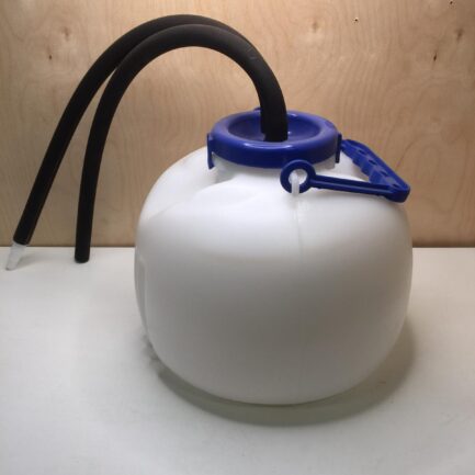 Cántara de plástico de 8 litros para separación de cuartos en el ordeño - IGORMA Canarias