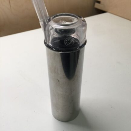 Casquillo de acero inoxidable y visor de 27mm con juntas de goma para pezonera de vaca - IGORMA Canarias