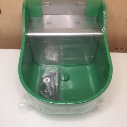 Bebedero verde con boya a nivel constante de 4,5 litros para ganado - IGORMA Canarias