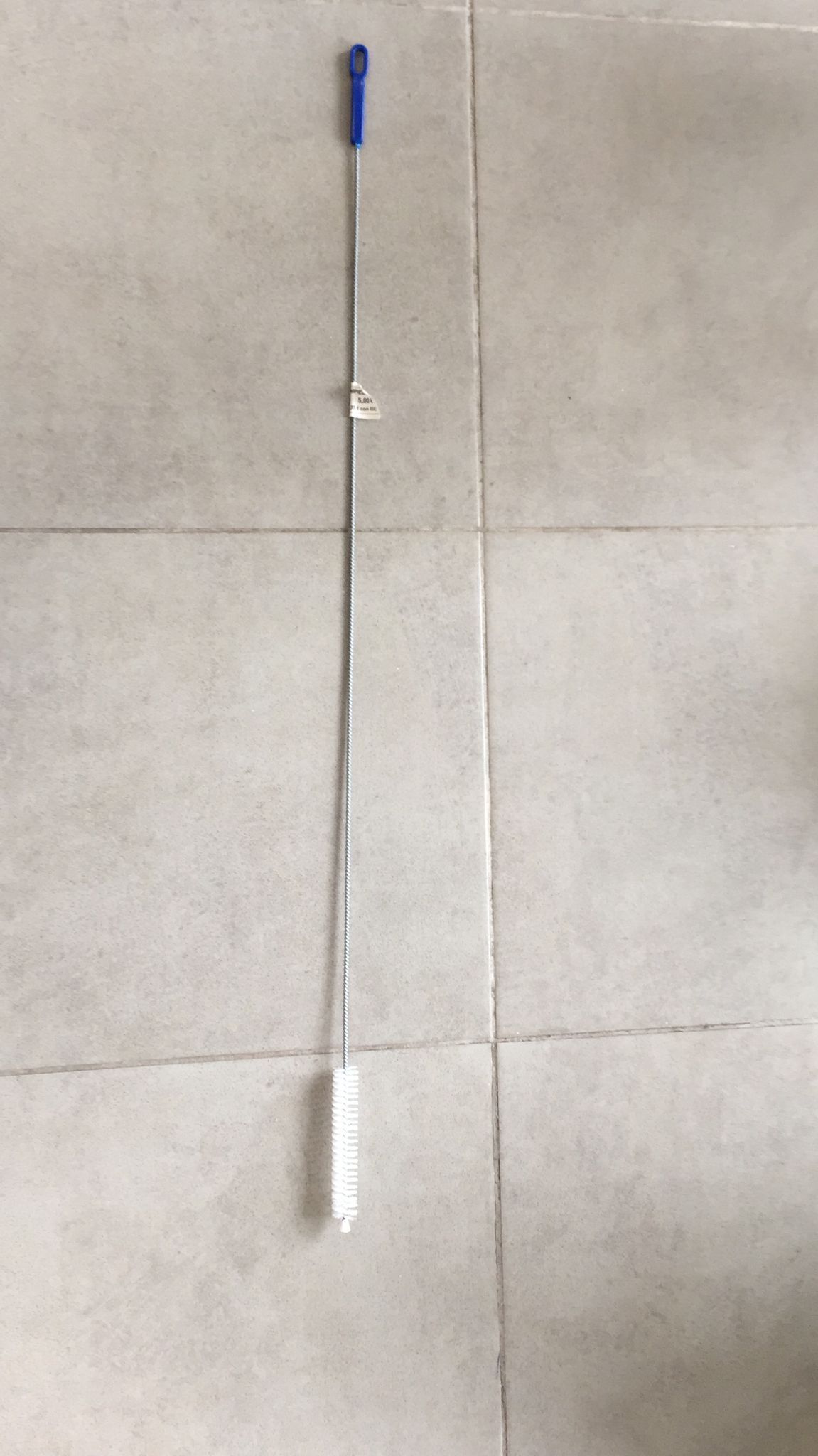 Cepillo largo de 1 metro con cerdas de fibra para tubos y mangueras de ordeñadora - IGORMA Canaria